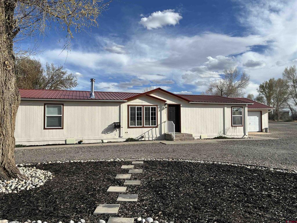 826 Peterson Street Property Photo 1