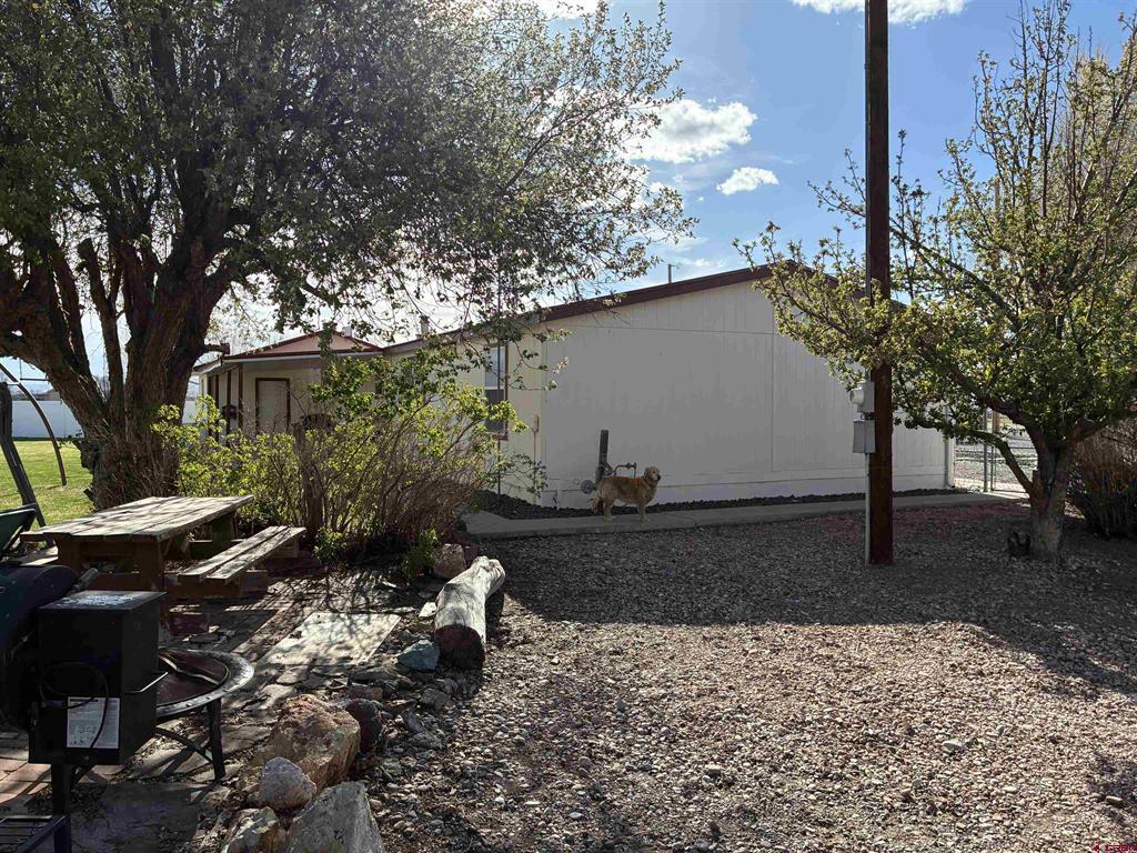 826 Peterson Street Property Photo 5