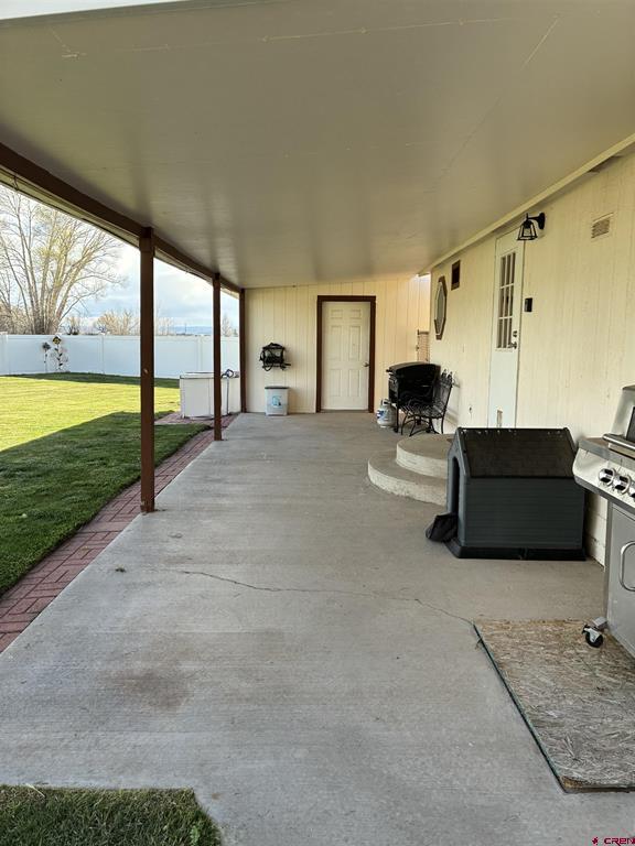 826 Peterson Street Property Photo 7