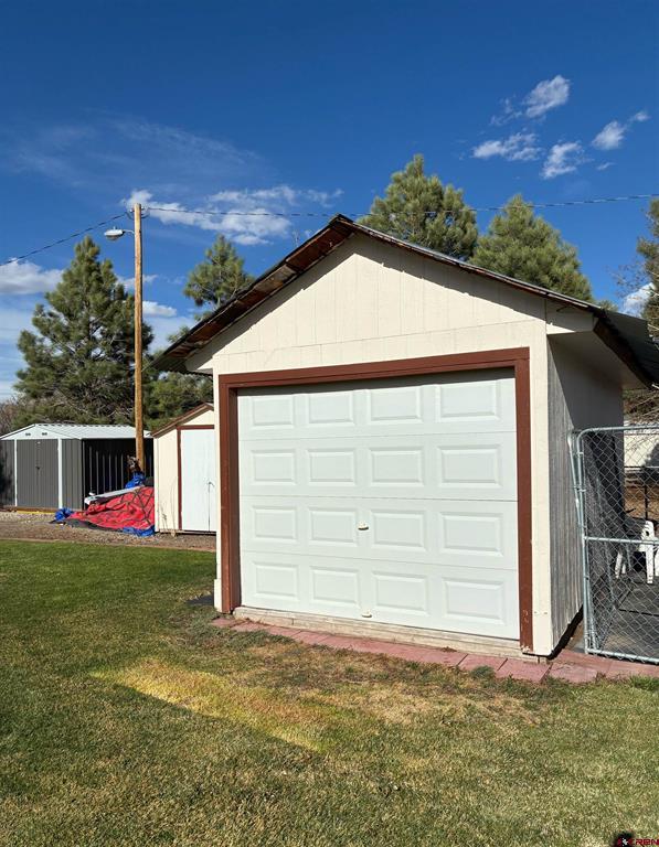 826 Peterson Street Property Photo 10