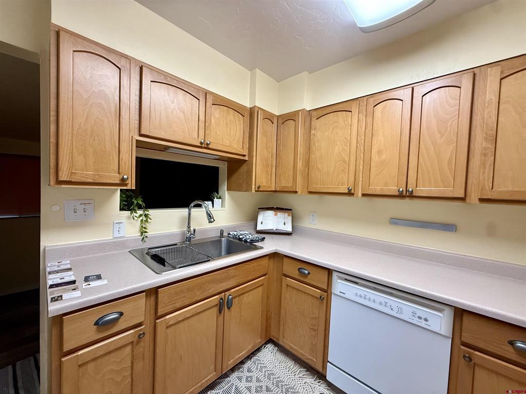 402 S Park Street Property Photo 13