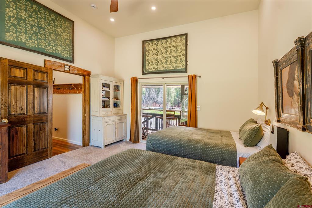 236 Evening Rain Court Property Photo 28