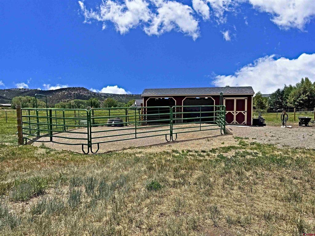 540 Comanche Trail Property Photo 20