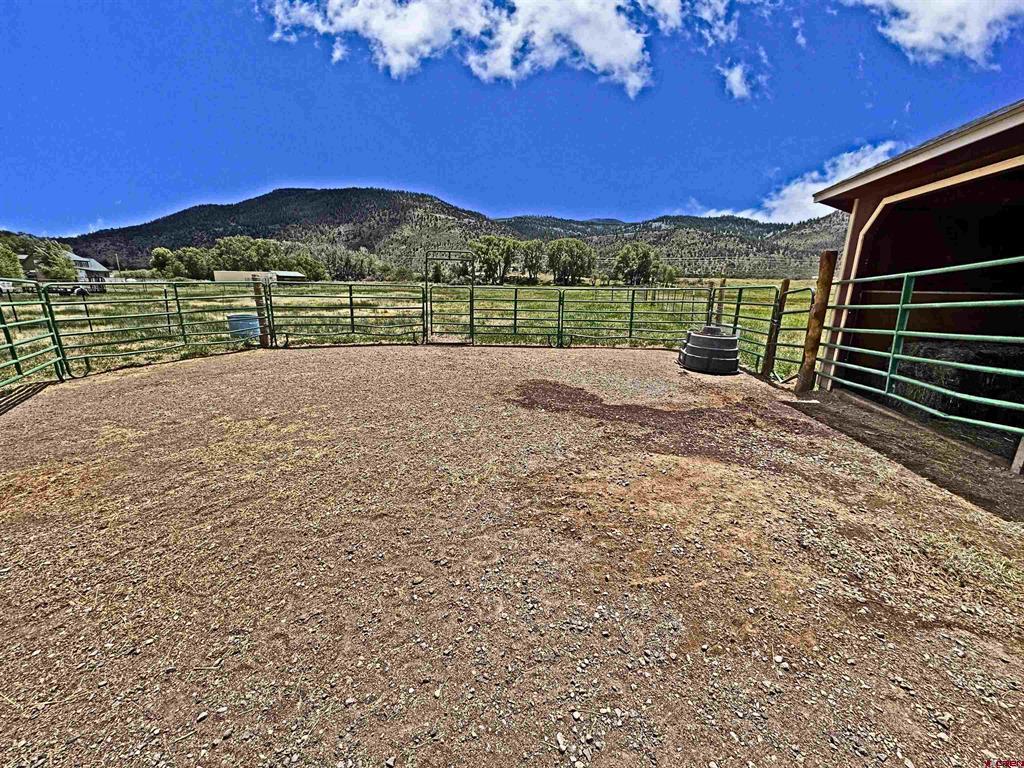 540 Comanche Trail Property Photo 21