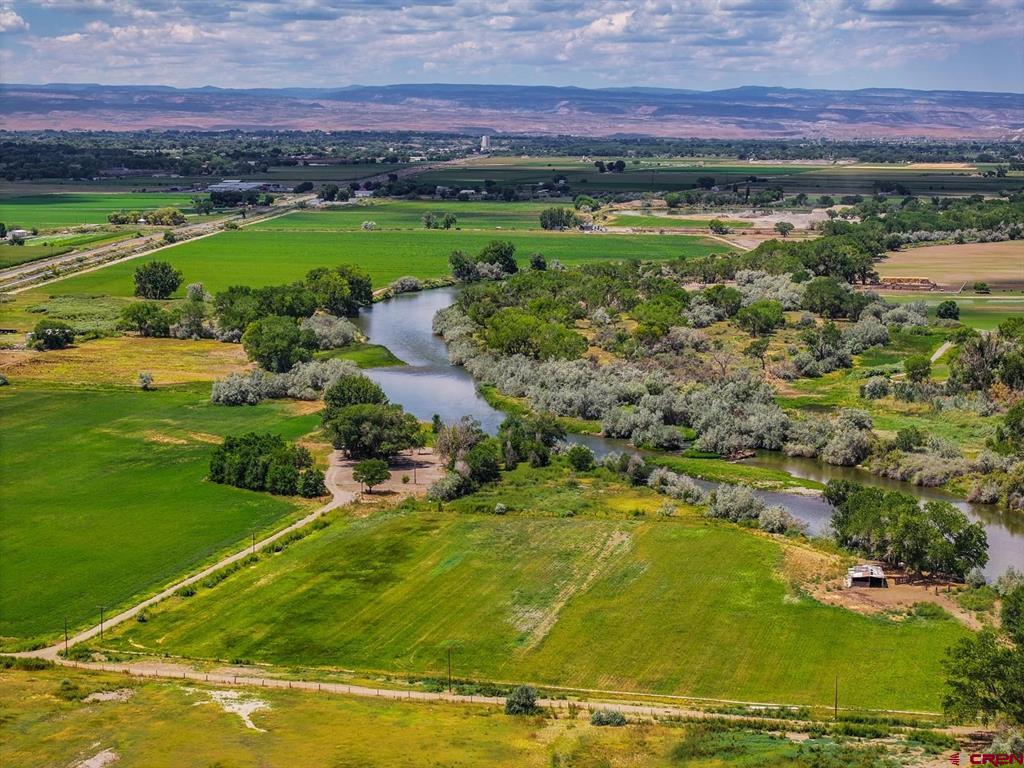 20987 Highway 92 Property Photo 5