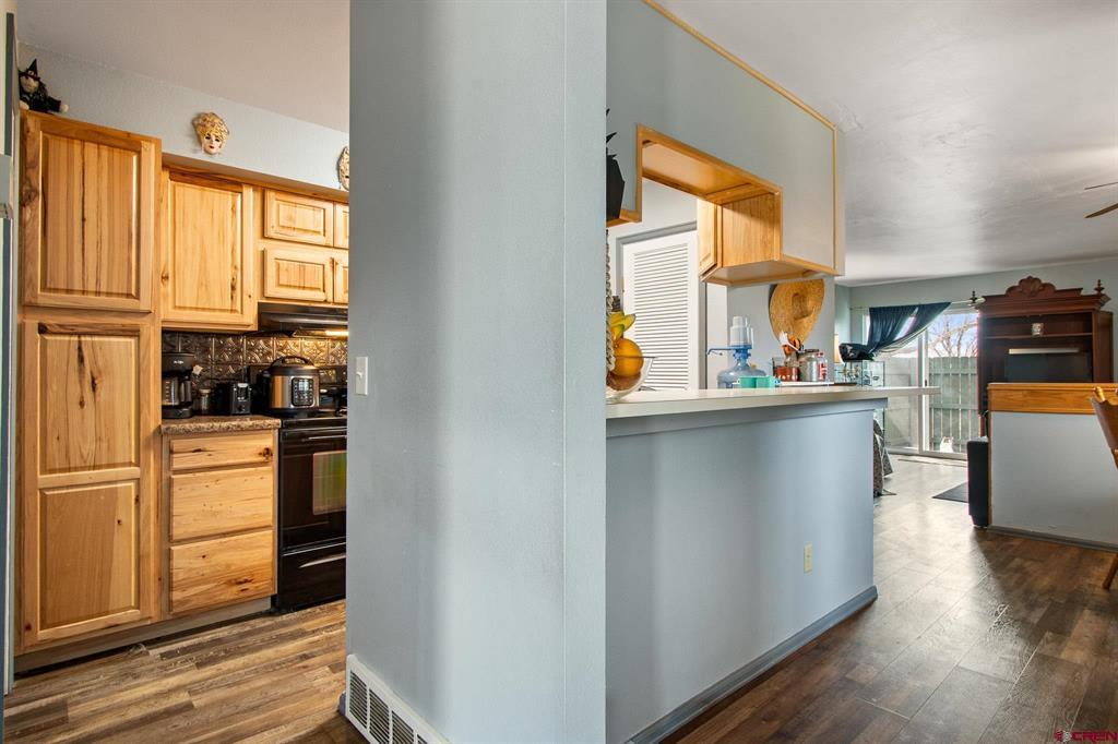 261 Coventry Court Property Photo 4
