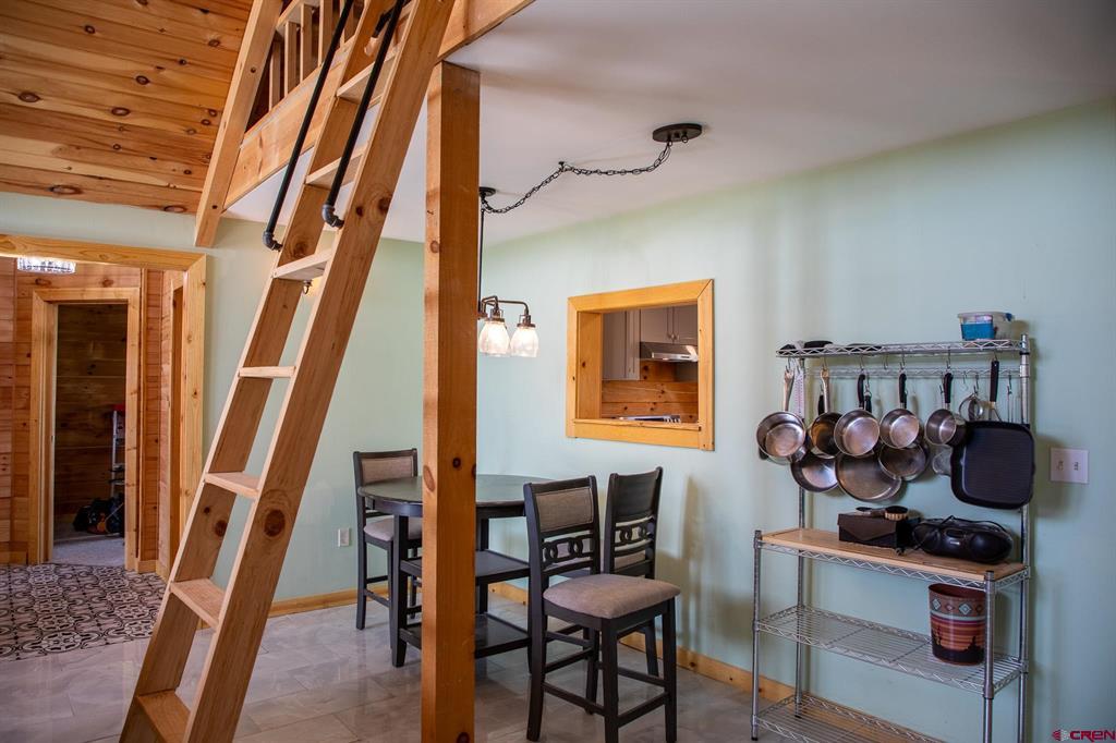17093 Atlas Lane Property Photo 7