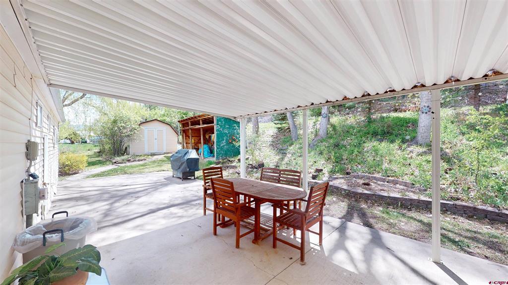 100 Rio Grande Avenue Property Photo 3
