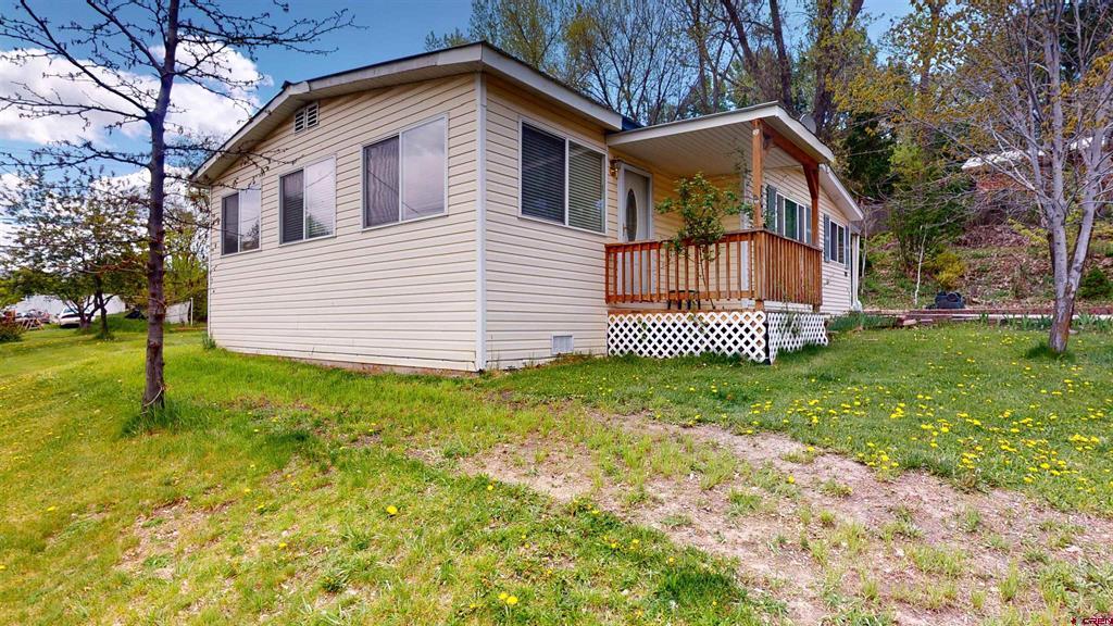100 Rio Grande Avenue Property Photo 5