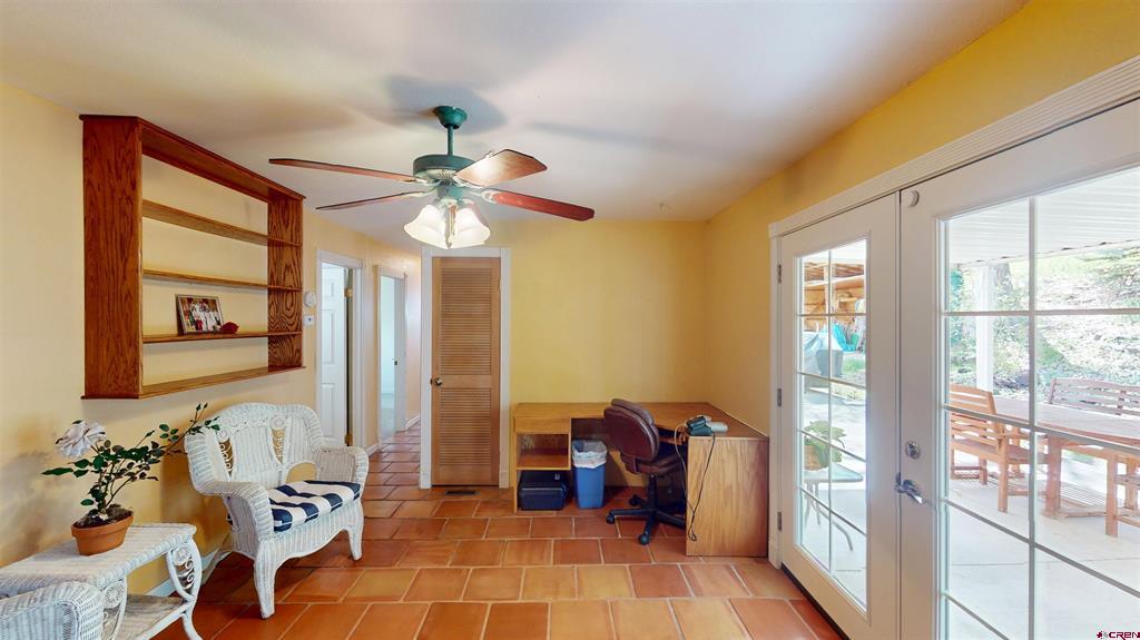 100 Rio Grande Avenue Property Photo 9
