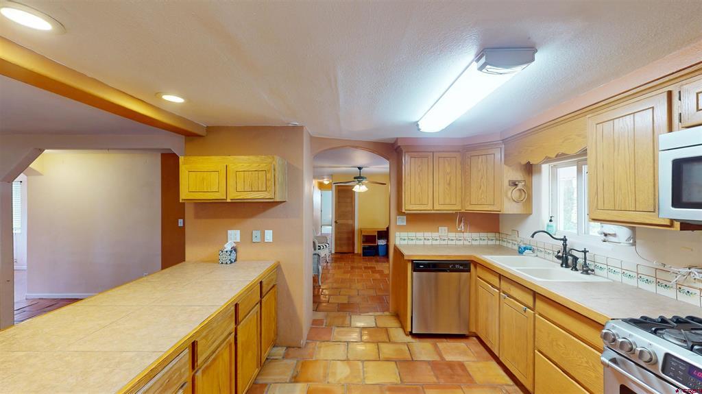 100 Rio Grande Avenue Property Photo 11