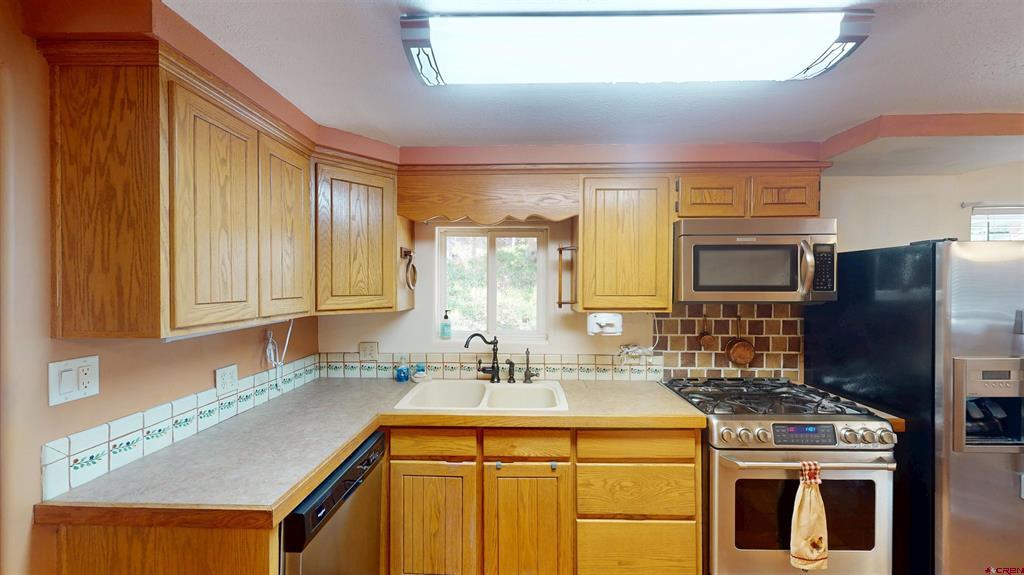 100 Rio Grande Avenue Property Photo 12
