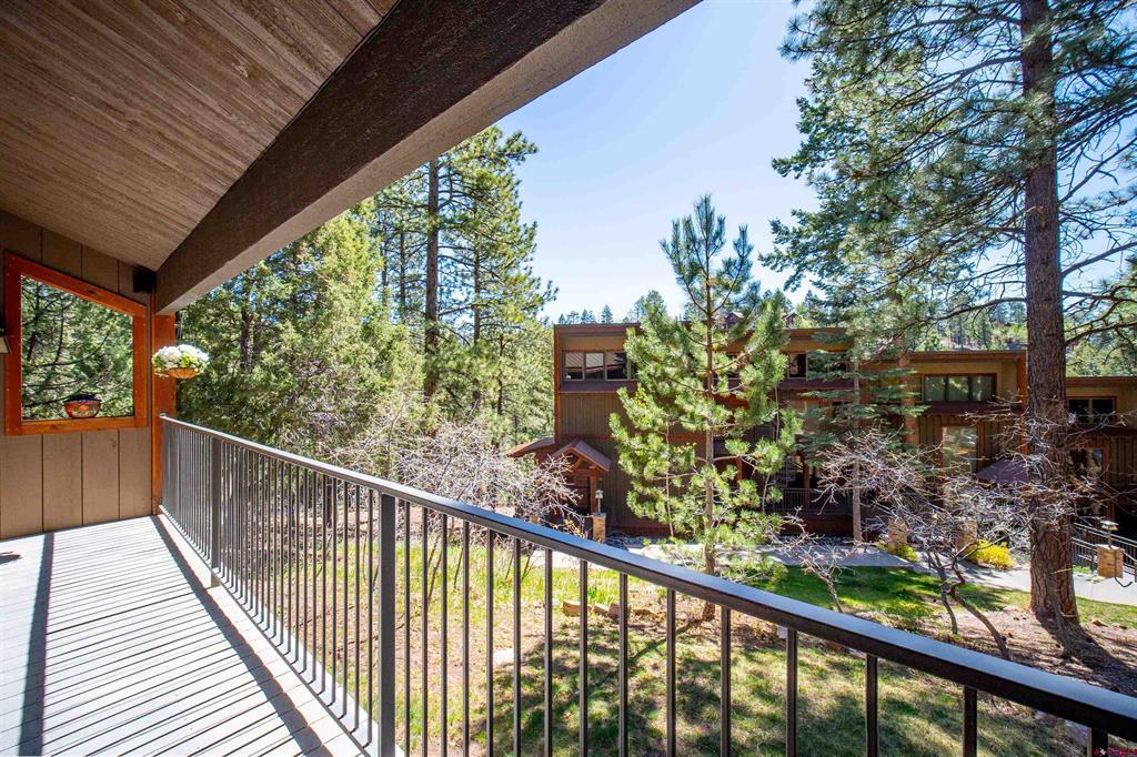 73 S Tamarron Drive Property Photo 10