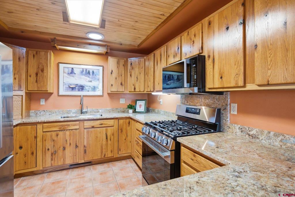 15586 Road 36.5 Property Photo 12