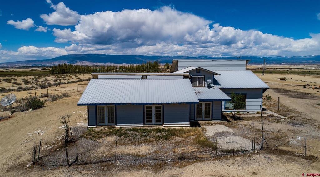 1348 5925 Trail Property Photo 1
