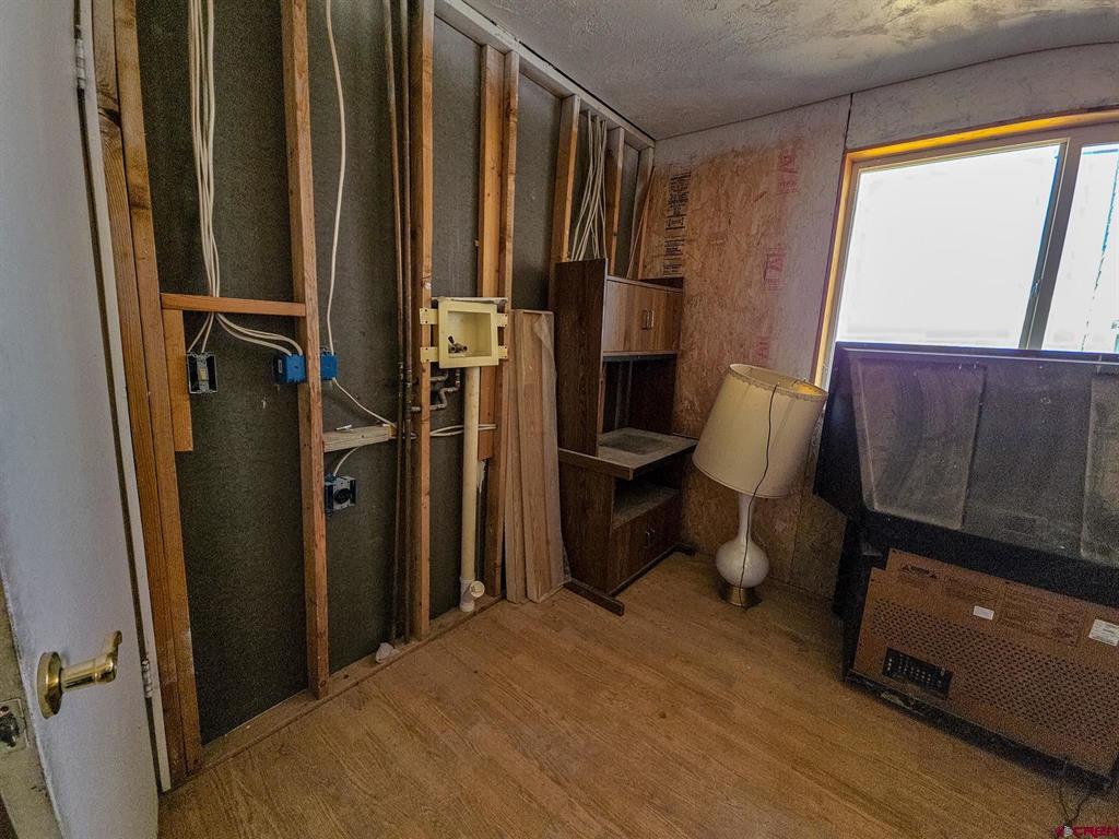 1348 5925 Trail Property Photo 10