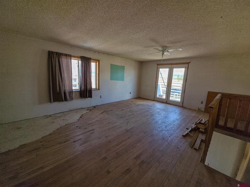 1348 5925 Trail Property Photo 11