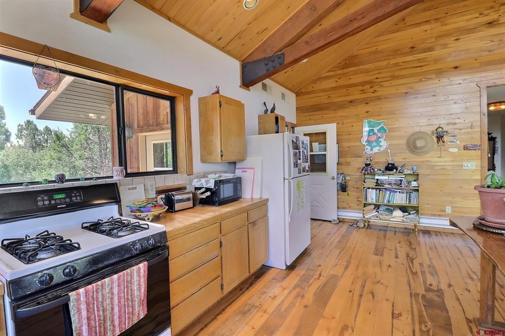 80741 Highway 92 Property Photo 11