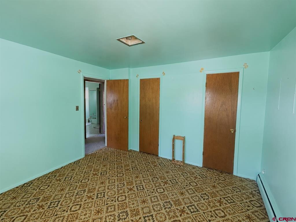575 W 6th Avenue Property Photo 23