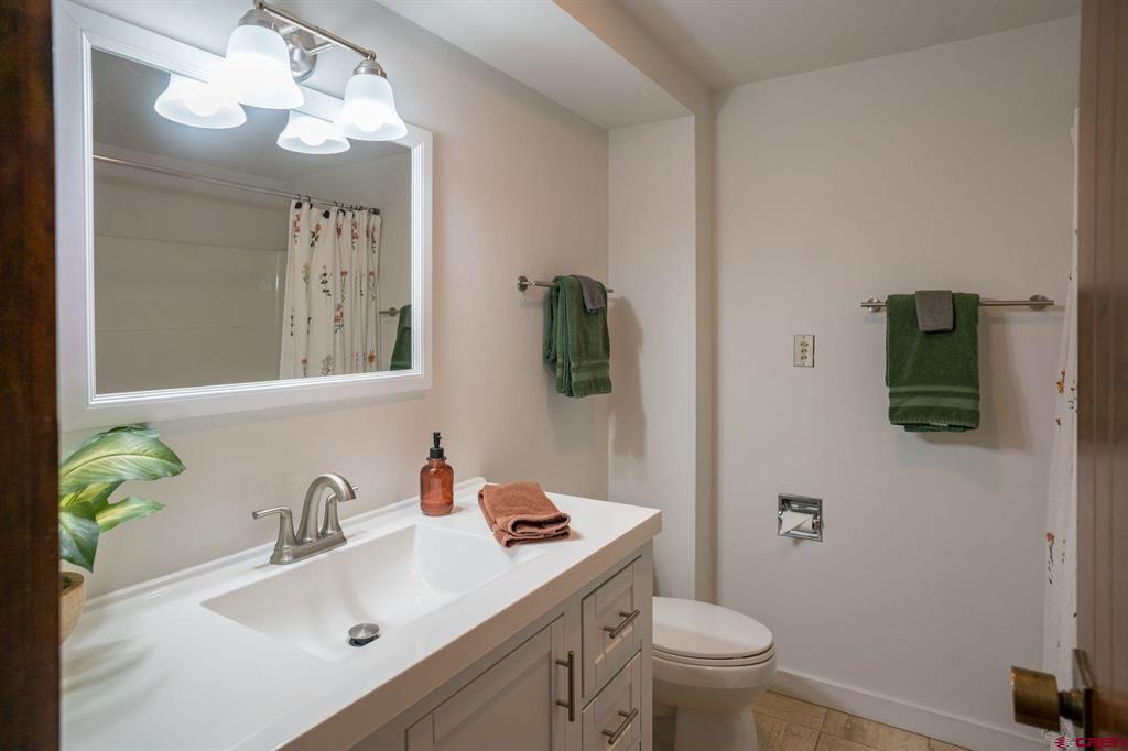 314 N Tamarron Drive Property Photo 15