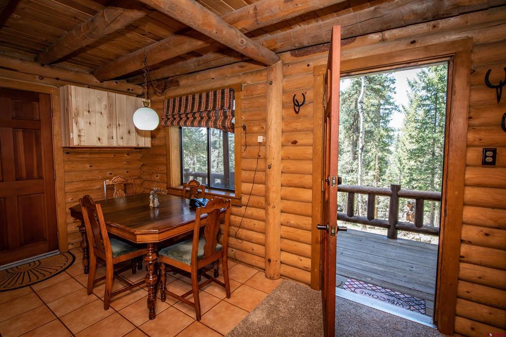 102 Meadowbrook Park Property Photo 17