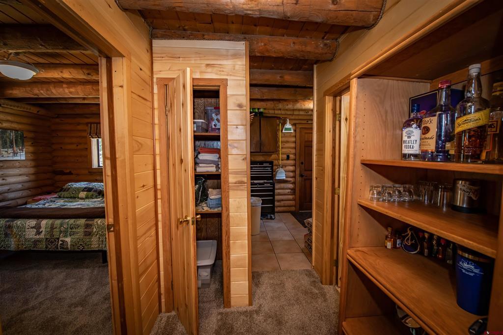 102 Meadowbrook Park Property Photo 26
