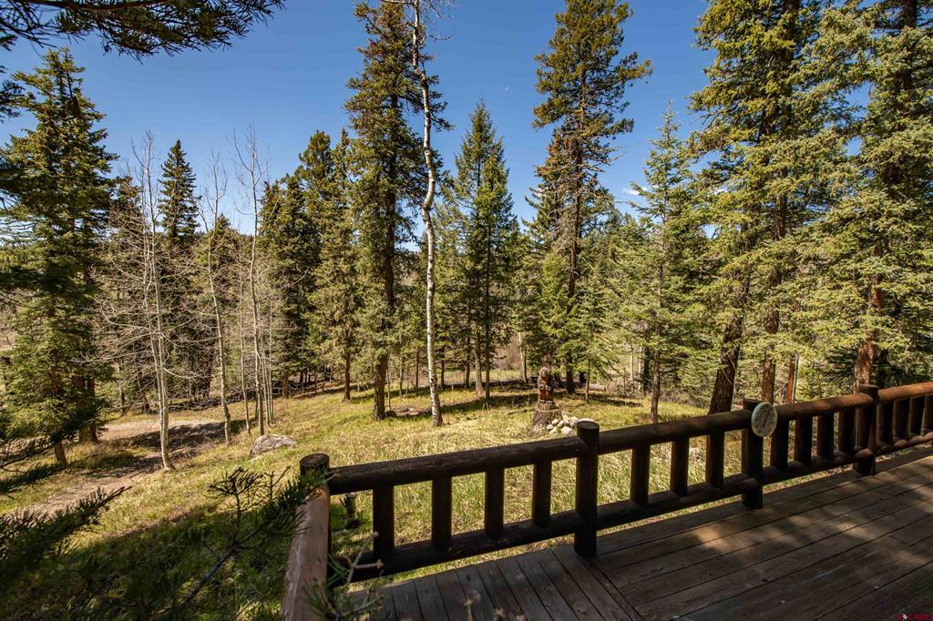 102 Meadowbrook Park Property Photo 35