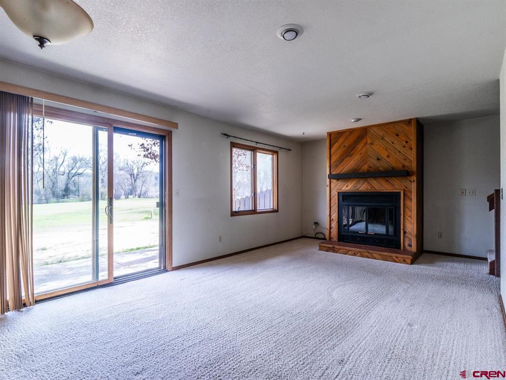 109 Shavano Drive Property Photo 10