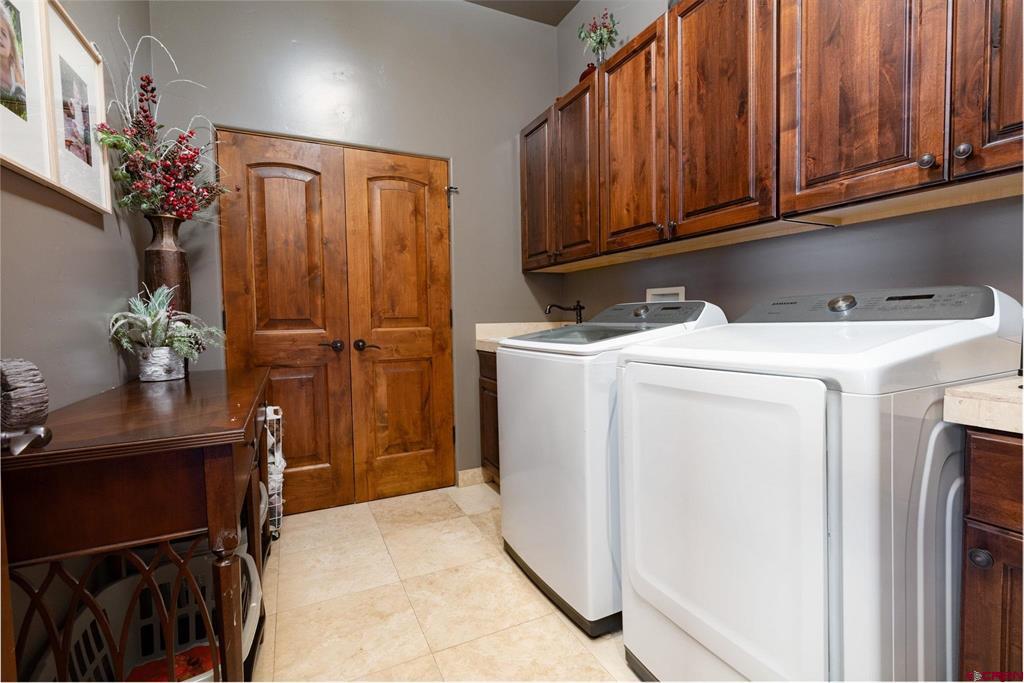358 High Desert Road Property Photo 32