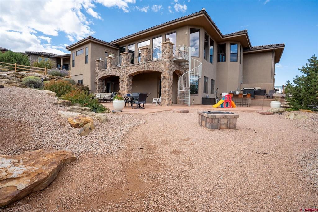 358 High Desert Road Property Photo 40