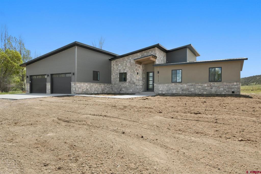 68118 Ute Valley Drive Property Photo 3