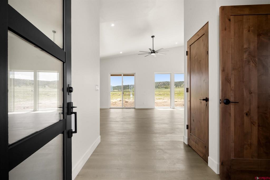 68118 Ute Valley Drive Property Photo 4