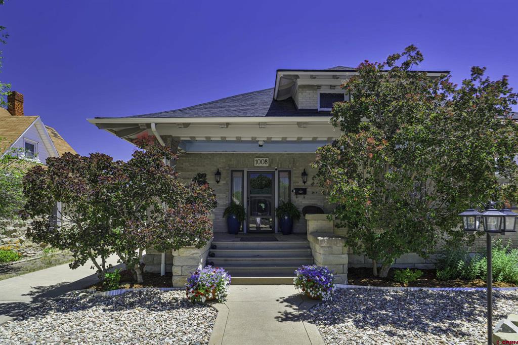 1008 Grant Avenue Property Photo 2