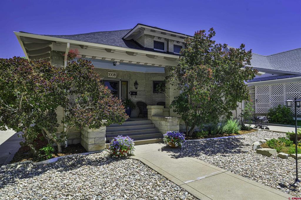 1008 Grant Avenue Property Photo 3