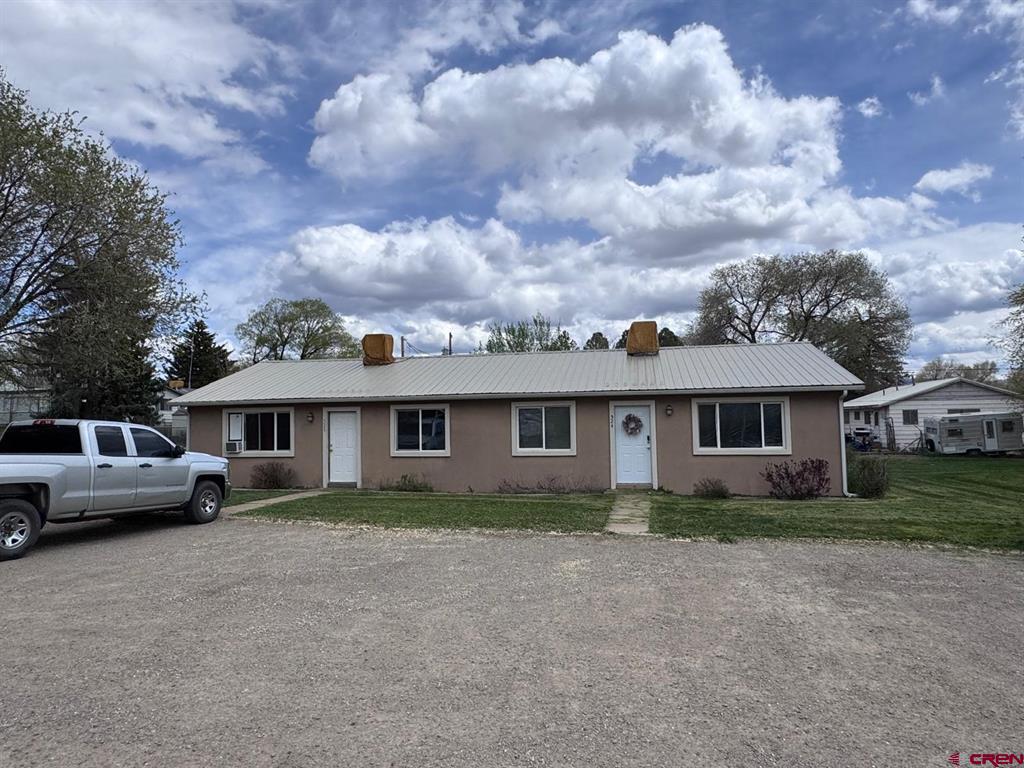512 E 4th Street Property Photo 1