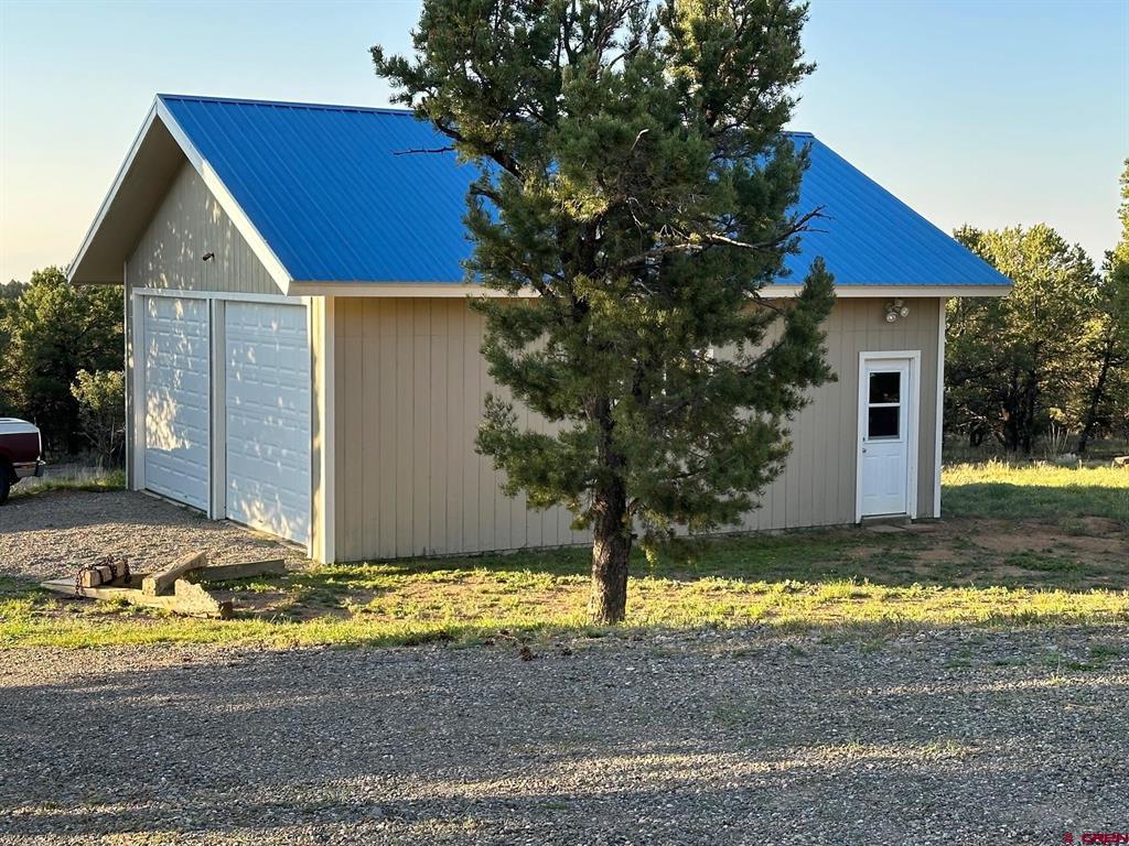 250 Sue Bob Court Property Photo 8