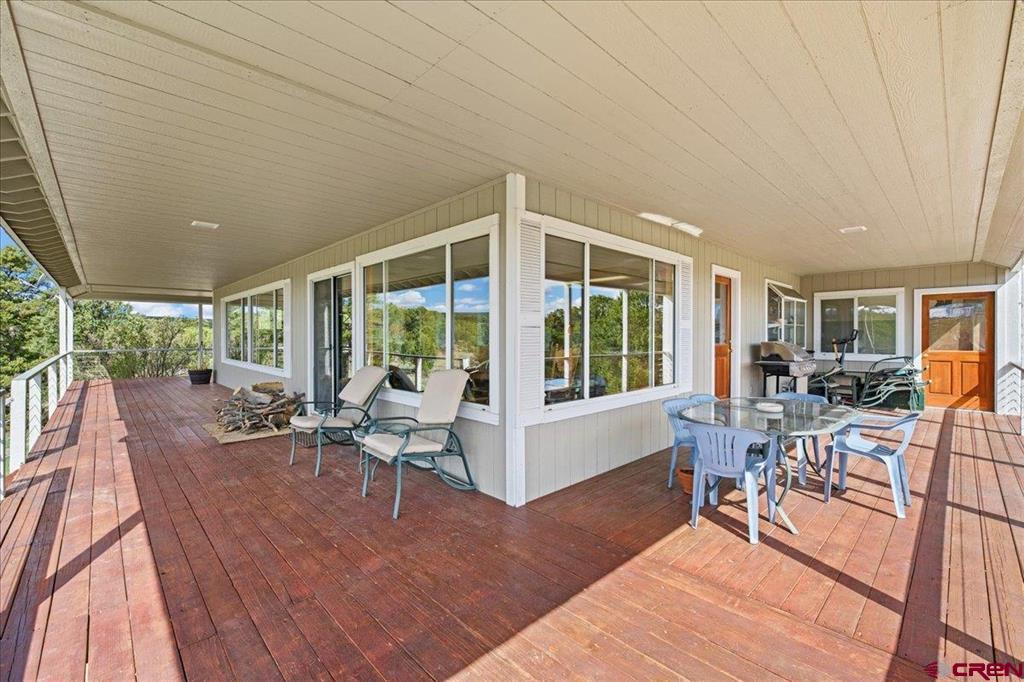 250 Sue Bob Court Property Photo 11