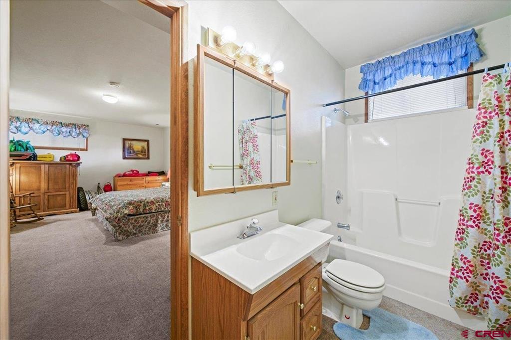 250 Sue Bob Court Property Photo 37