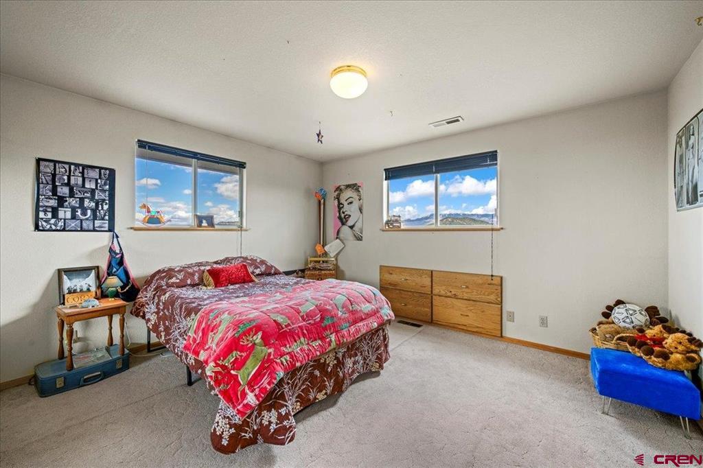 250 Sue Bob Court Property Photo 38