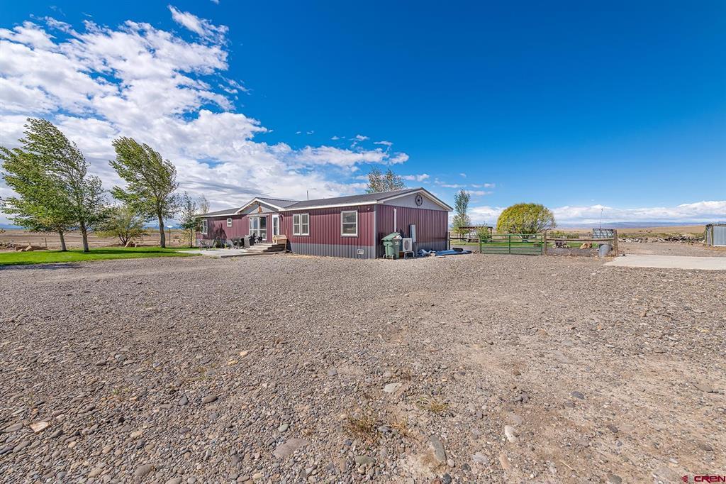 2787 2100 Road Property Photo 3