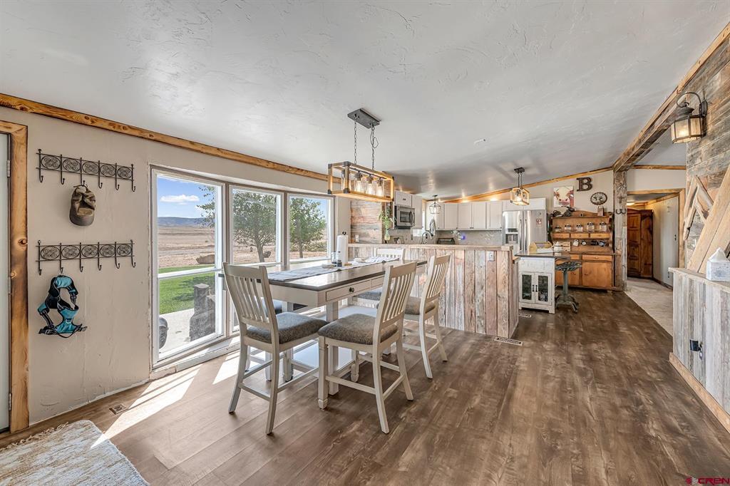 2787 2100 Road Property Photo 10