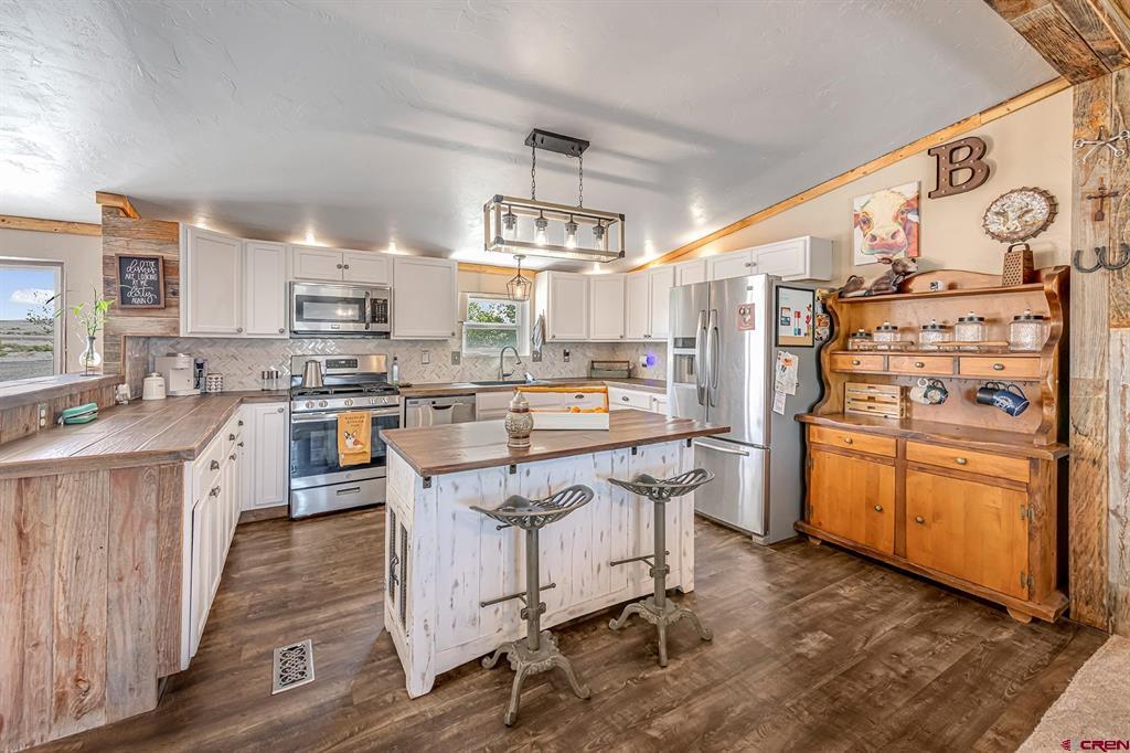 2787 2100 Road Property Photo 15