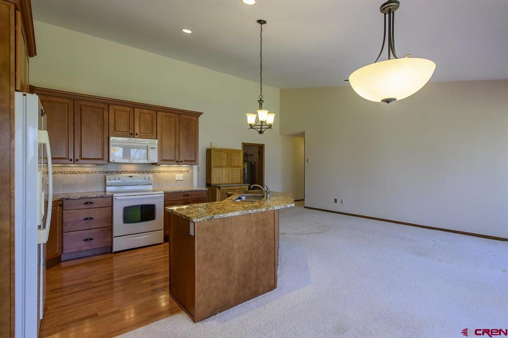 61 E Cottonwood Road Property Photo 9