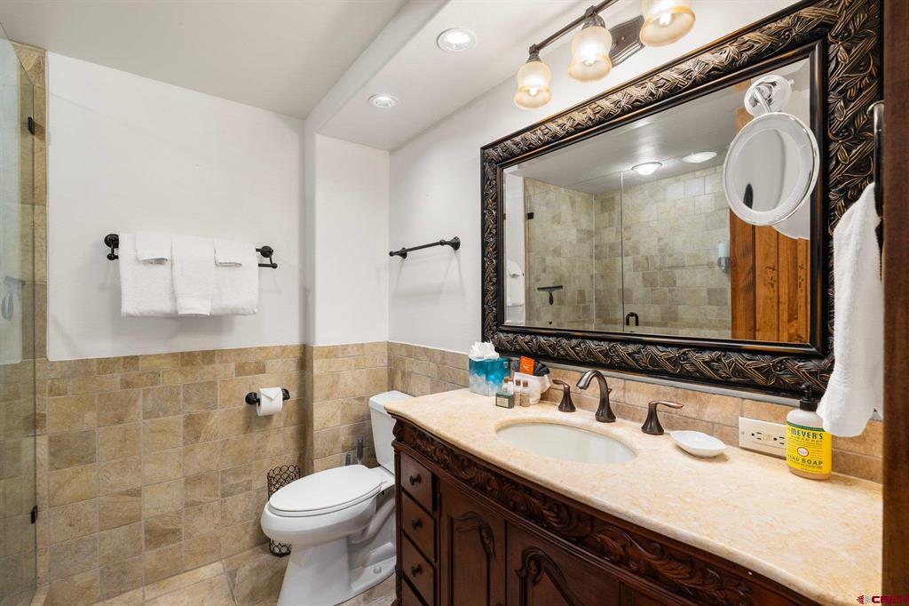 314 N Tamarron Drive Property Photo 7
