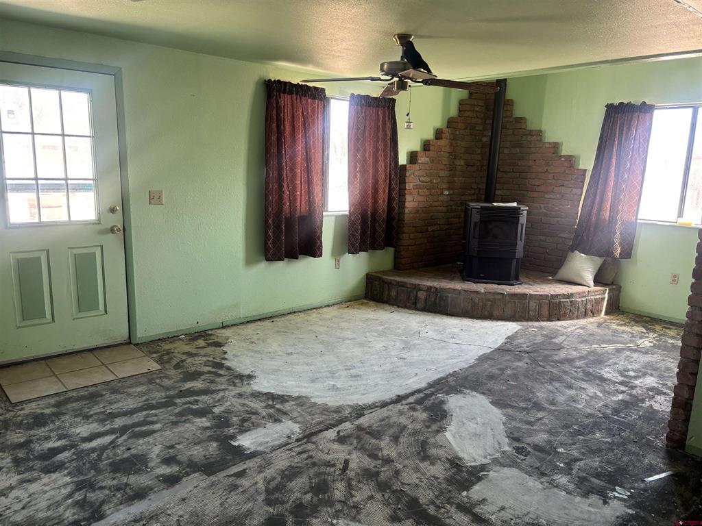 1081 E 5th Street Property Photo 2