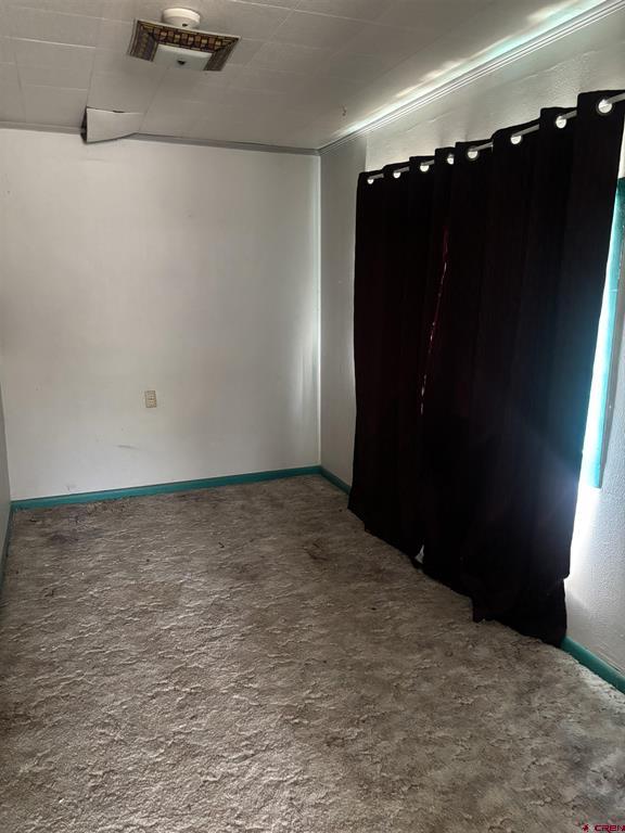 1081 E 5th Street Property Photo 17