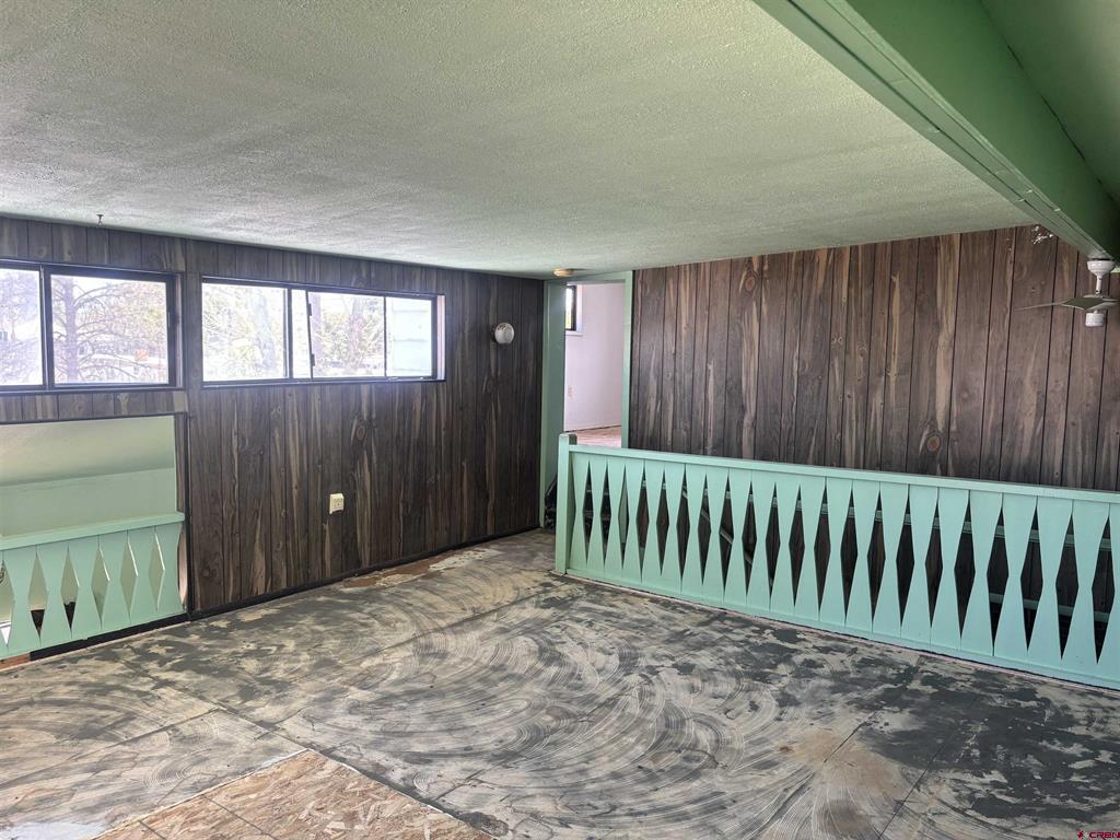1081 E 5th Street Property Photo 26