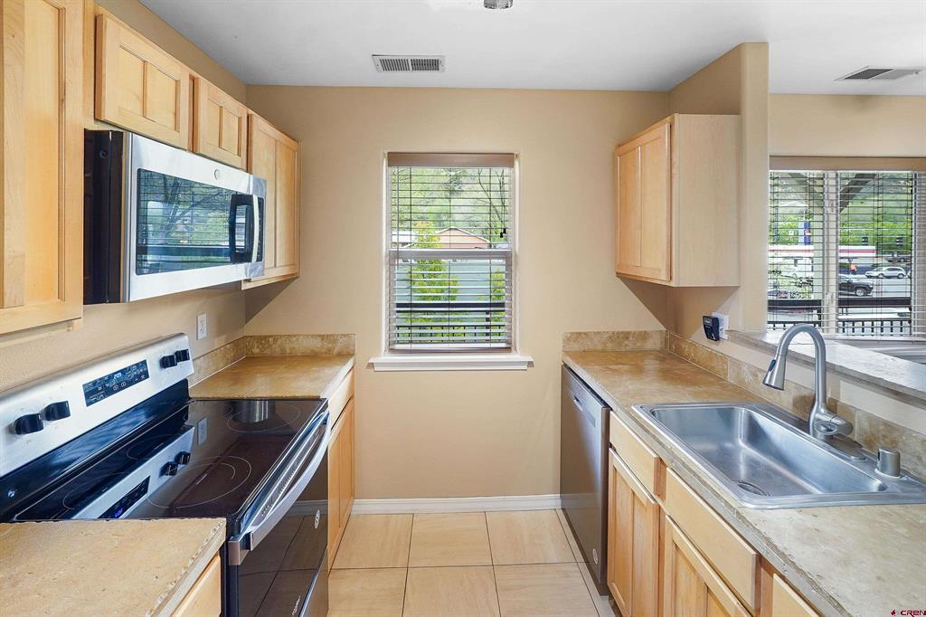 765 College Drive Property Photo 8