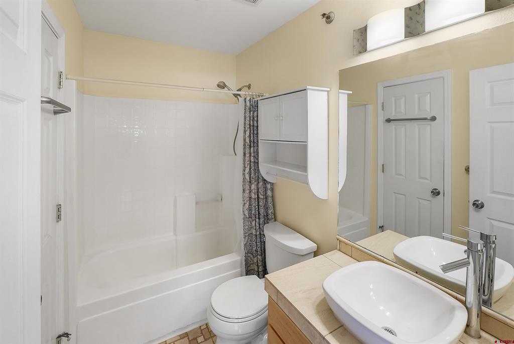 765 College Drive Property Photo 11