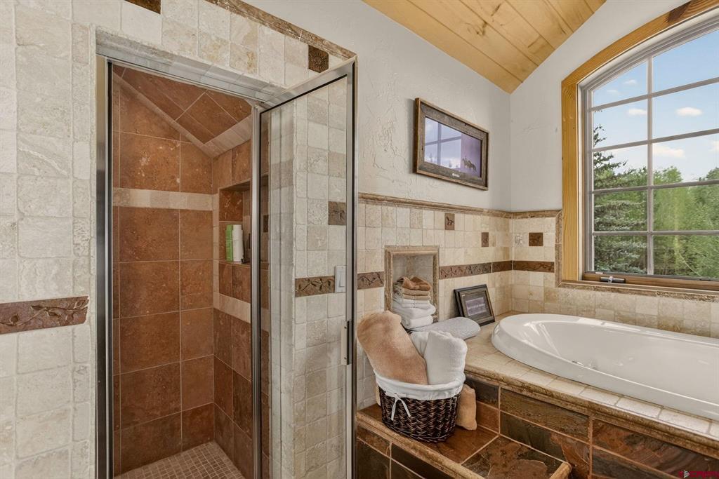 17b Garland Drive Property Photo 30